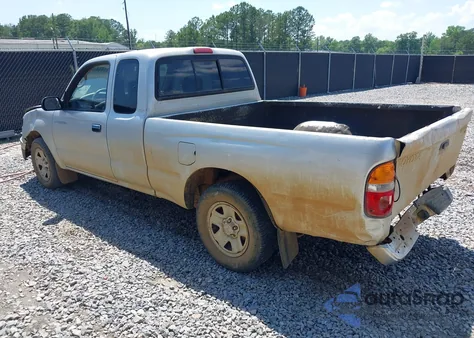 2002 Toyota Tacoma Base (A4) z USA, uszkodzony, nr VIN 5TEVL52N32Z111812
